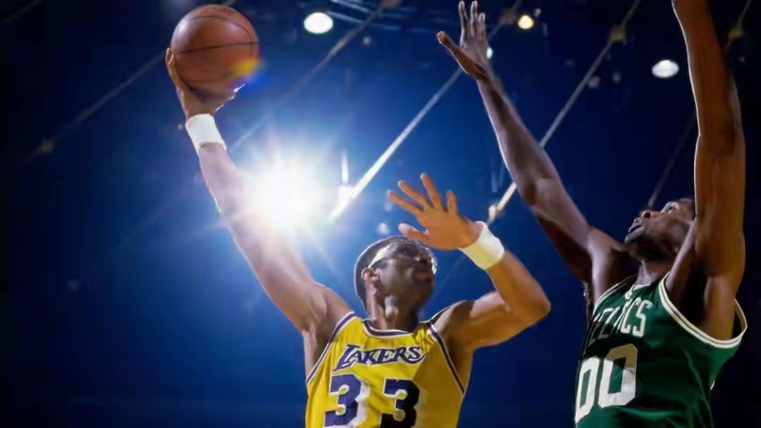 nba拿了四雙的球員有哪些（盤點9位4冠以上的NBA巨星，打進季后賽后的奪冠率，庫里屈居第二）