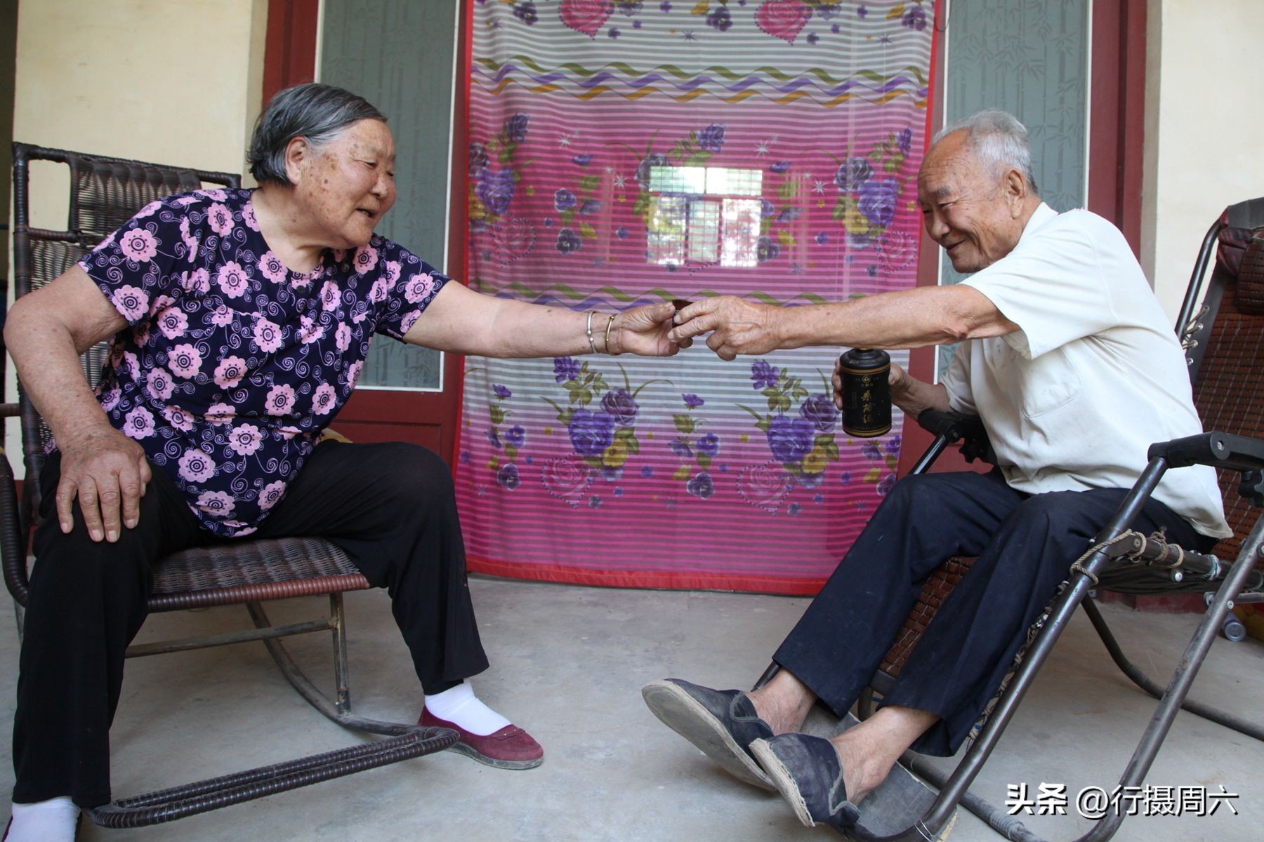 中国最长寿的夫妻(9旬农村老夫妻人称“神仙眷侣”，长寿有道，看他们说养生)