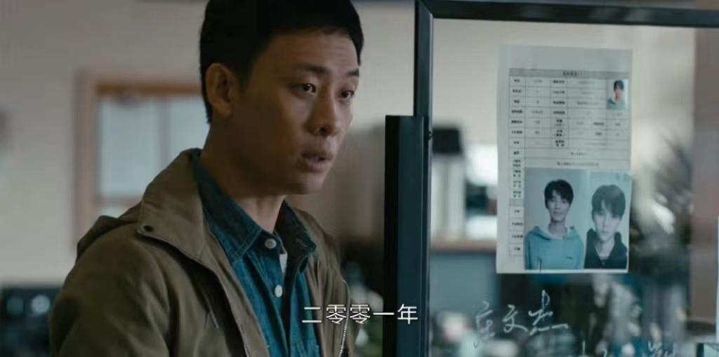 《重生之门》开播口碑不佳，王俊凯表情僵硬演技遭吐槽，难成爆款