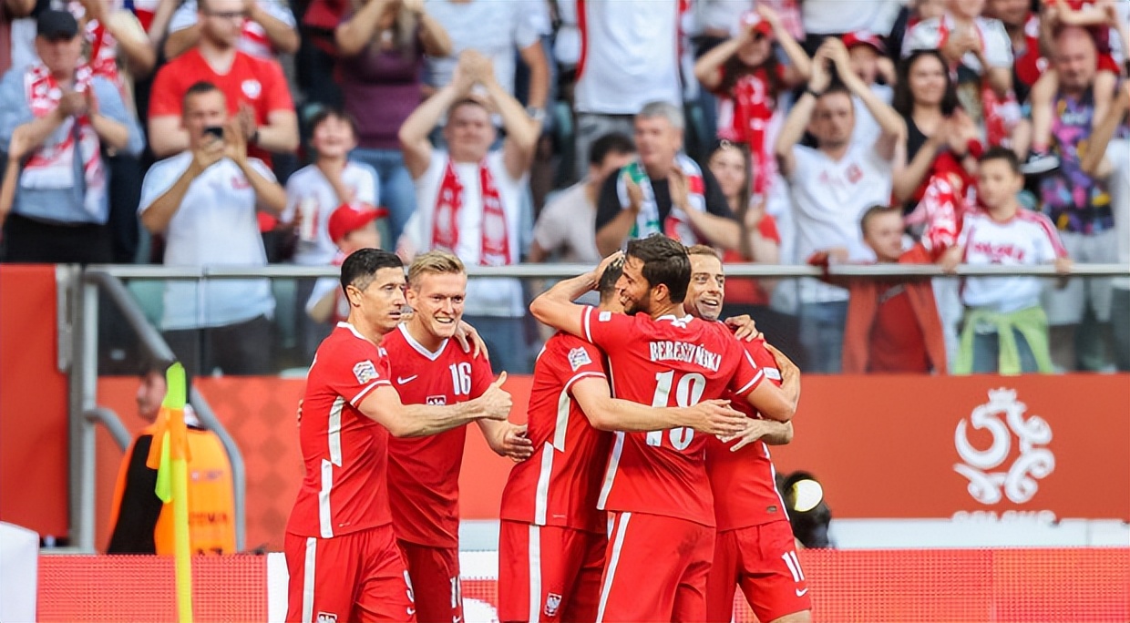 连续三次拿小组第三，连续三次保级，波兰国家队真是欧洲第一混子