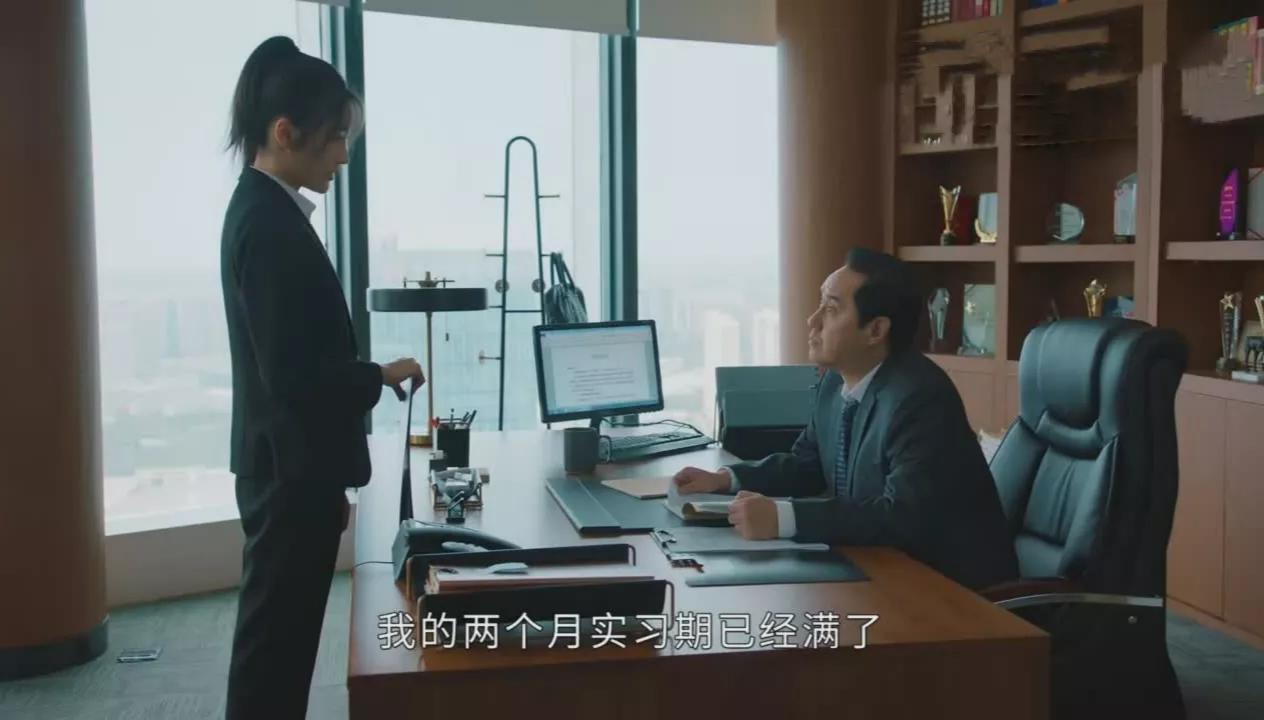 何幸运婚礼被醉汉侮辱，职场又遇潜规则，农村女大学生前路有多难