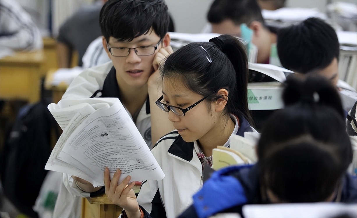 高中数学成绩不理想，报考志愿时避开三个专业，未来发展会有影响