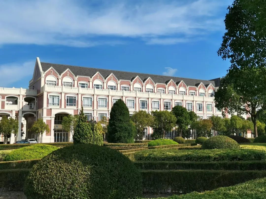 【速看汇总】上海外国语大学2022年招生专业全纪录！