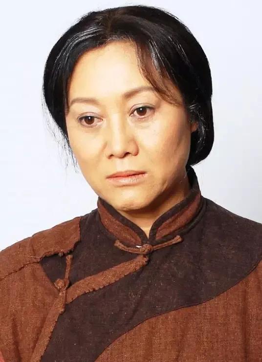 海灯法师李腊梅 电影《海灯法师》-佳迪双