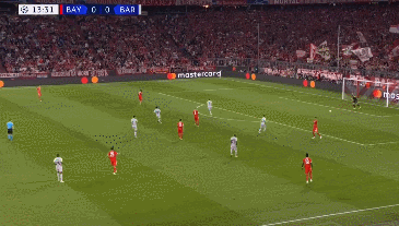 2011巴萨vs拜仁（拜仁vs巴萨复盘：各踢半场好球 哈维输掉中场胜负手）