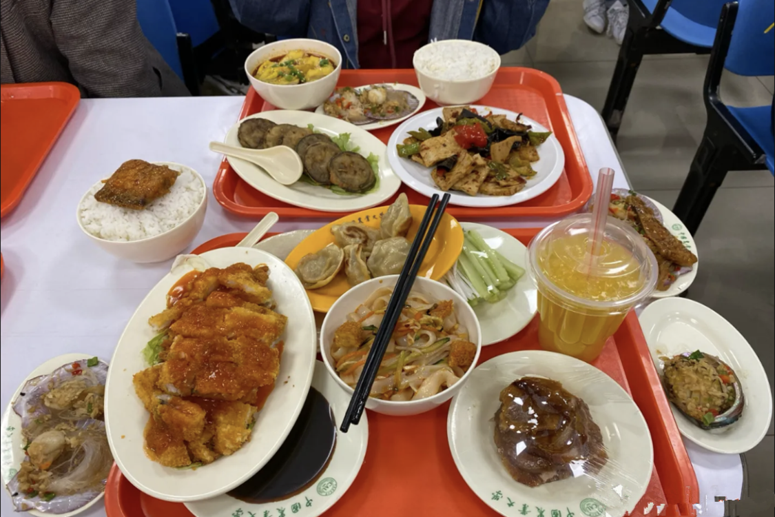 晒晒中国农业大学的伙食,难怪被称为食堂大学,饭菜太丰盛了