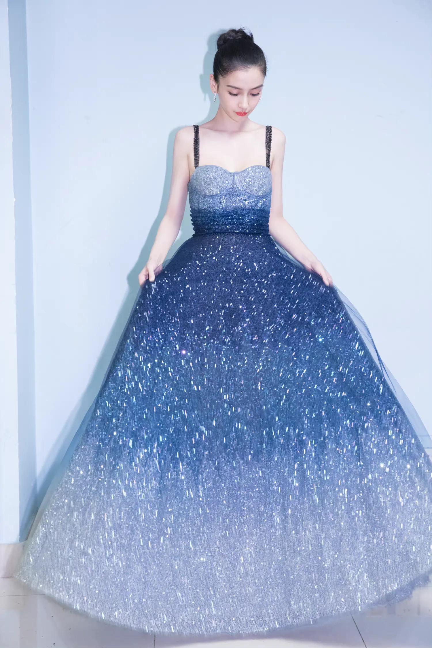 Dior星空裙图片