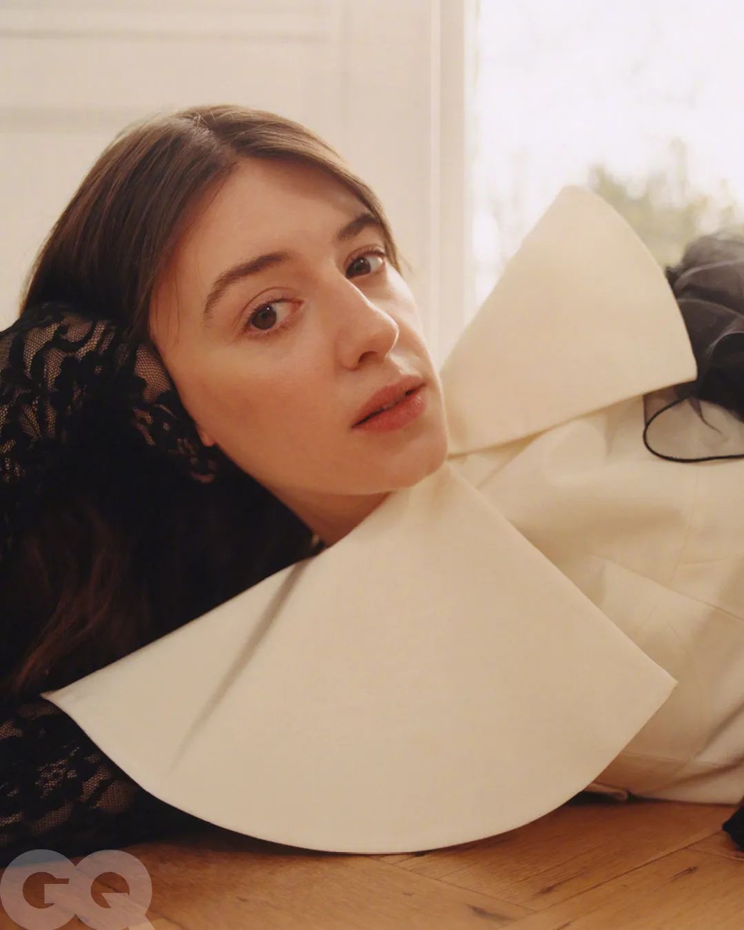 养眼！女神们的杂志大片