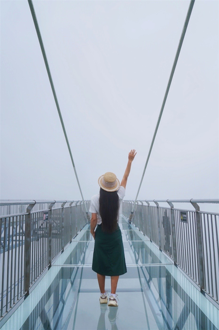 自驾海南，探寻雨林秘境，黎族村落到茶园深处，4天3晚游玩全攻略