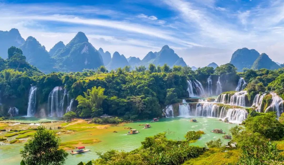 五一不知道去哪里旅行，这8个中国最美的地方，也许可以给你答案