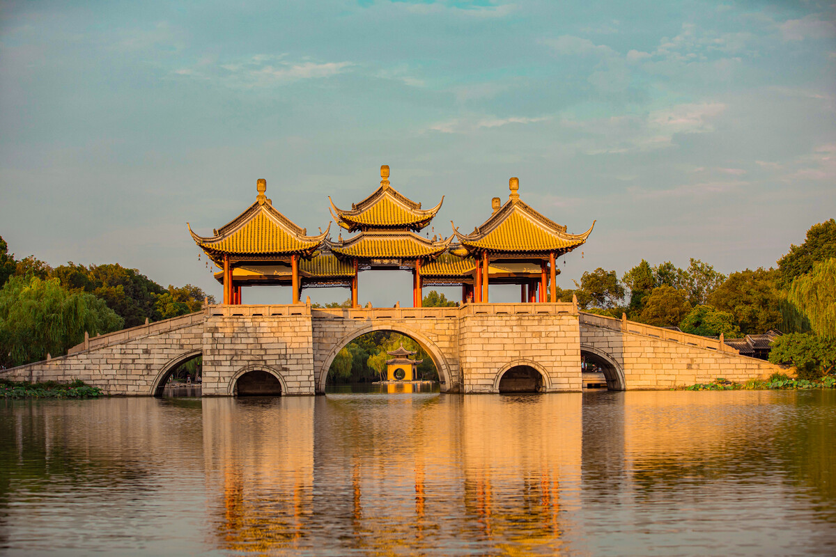 中国十大石拱桥(榜单：中国十大最美古桥，有没有你家乡的小桥)