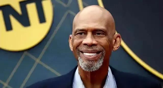 nba的代表球員有哪些（美媒評(píng)選NBA歷史排名前十球員，科比落選）
