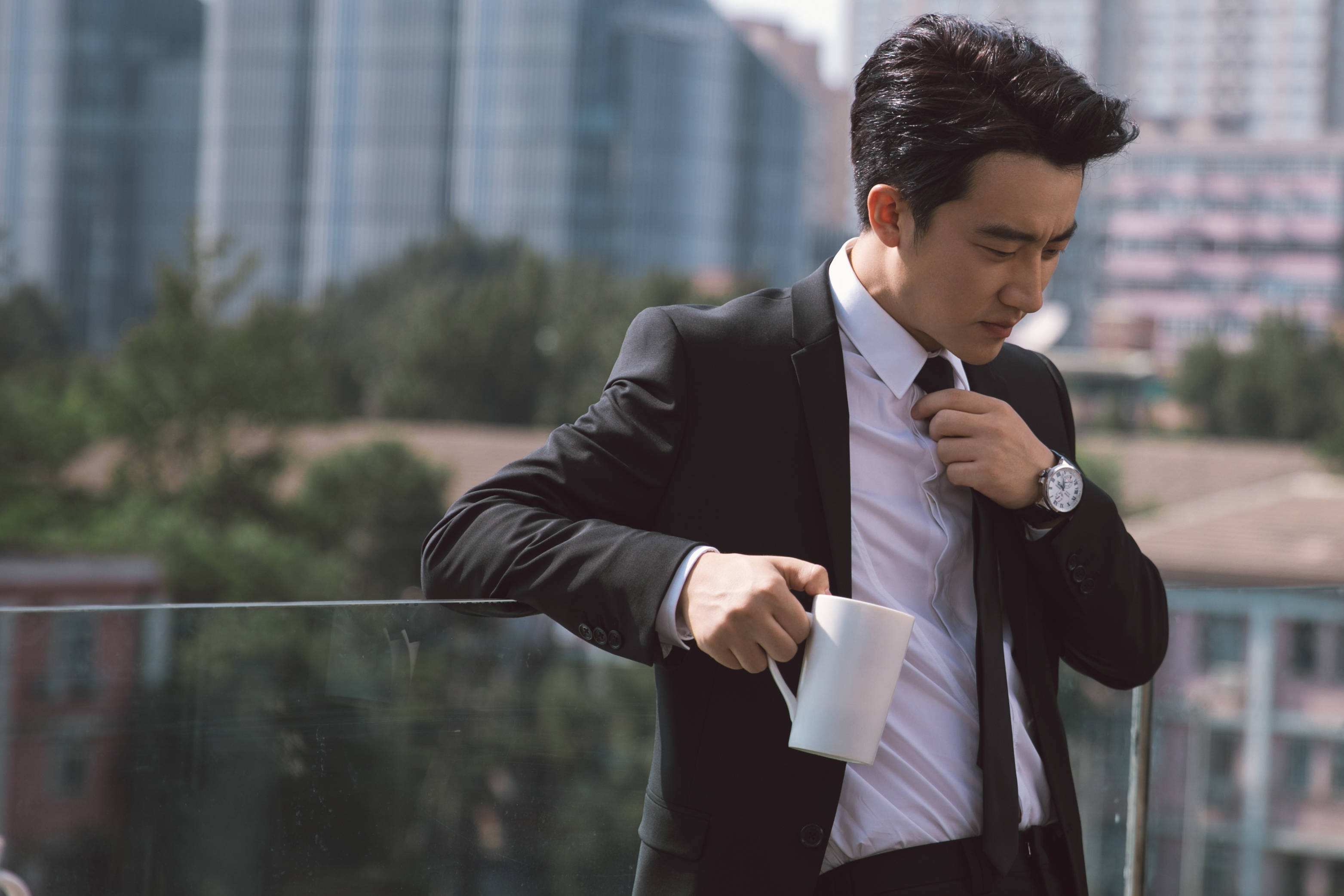 高考第一天，盘点那些花了3年才考上大学的明星，他们依然闪耀