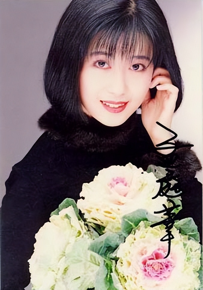 孟庭苇:一场报复性的婚姻让她伤心,如今52岁依然美丽