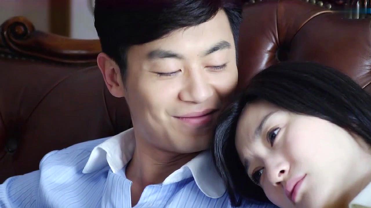 朱亚文"宠妻"人设塌了?搂抱女化妆师姿势暧昧,女方配文更暧昧