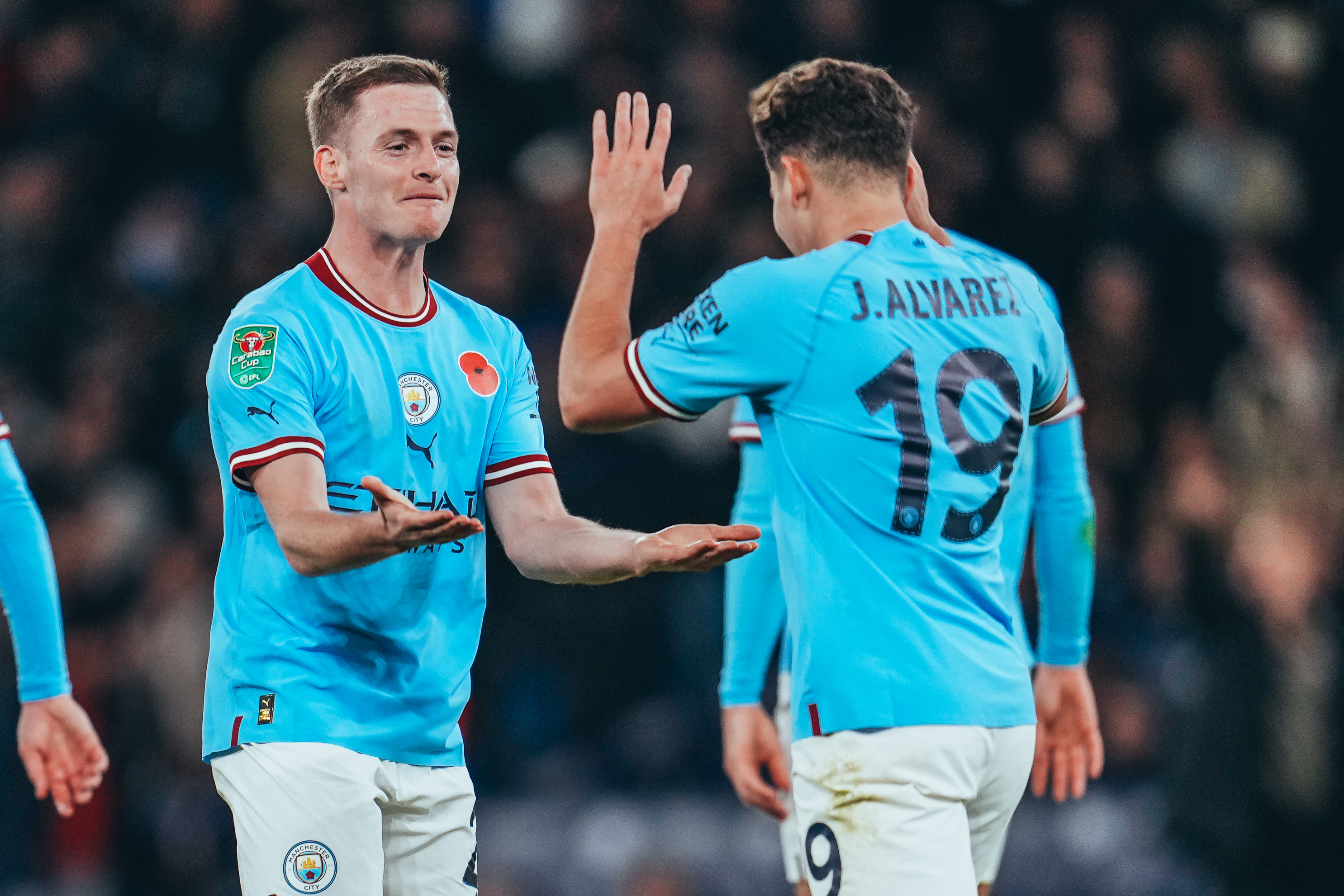 2022曼城vs切尔西直播观看（英联赛杯-曼城2-0淘汰切尔西 马赫雷斯任意球建功 阿尔瓦雷斯破门）