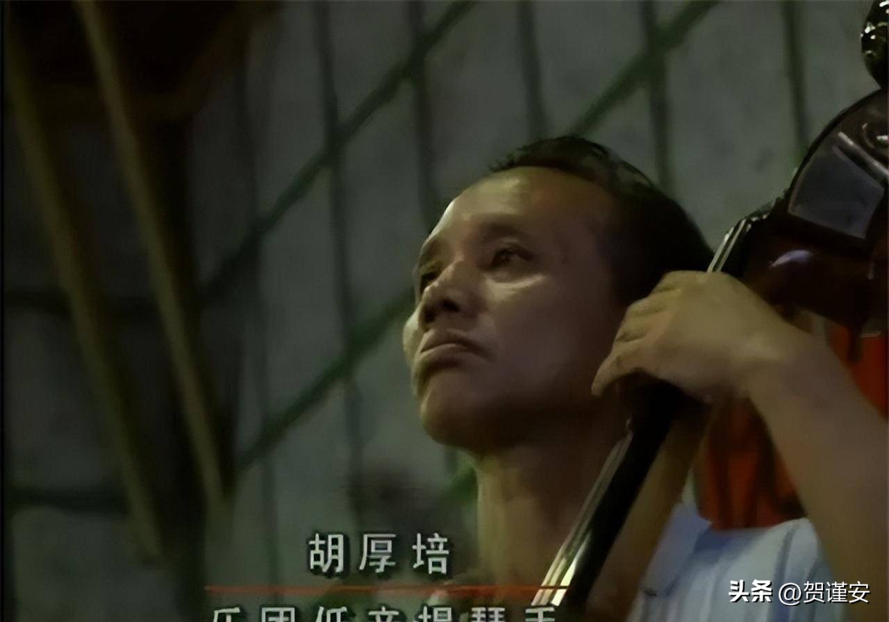 曾是“天才指挥家”的他：先天智力不足却被捧上神坛，今悲惨度日
