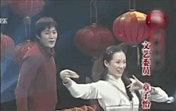 中戏96届“八大金钗”：曾黎最美艳，章子怡运气好，秦海璐太古怪