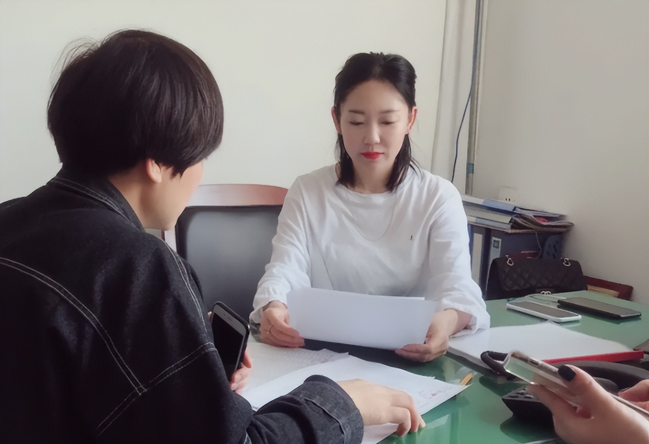 同学聚会后发现，名企和编制差的不只是工资，还有生活模式的不同