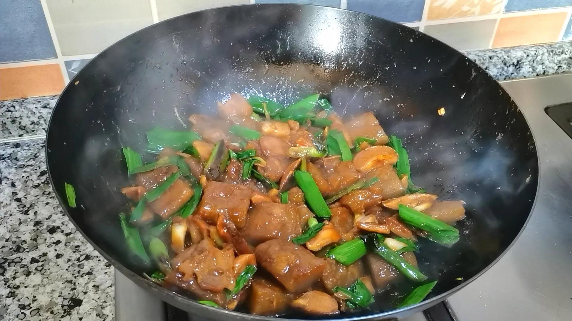 红薯粉怎么做好吃（手把手教你做好吃红薯粉）