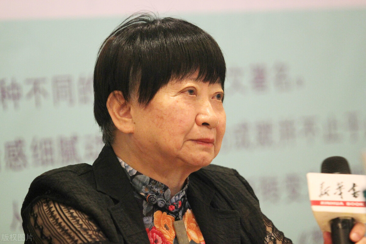 著名女散文家,张晓风十句格言,句式绚丽多姿,读完让人流连忘返