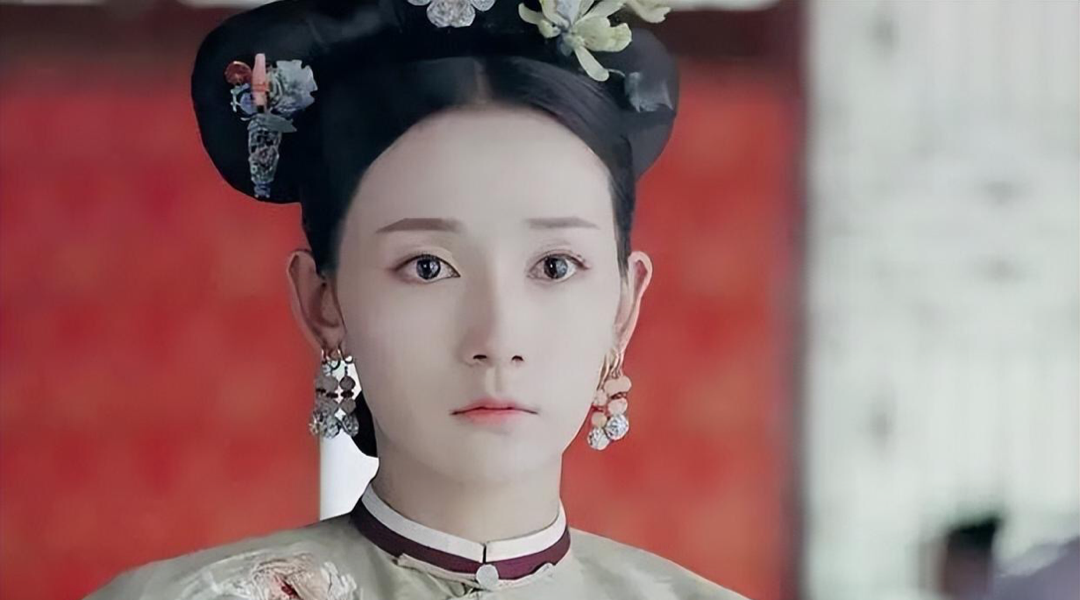 还有一位是非常值得期待的气质型女演员李若宁,相较于其他两位,她的