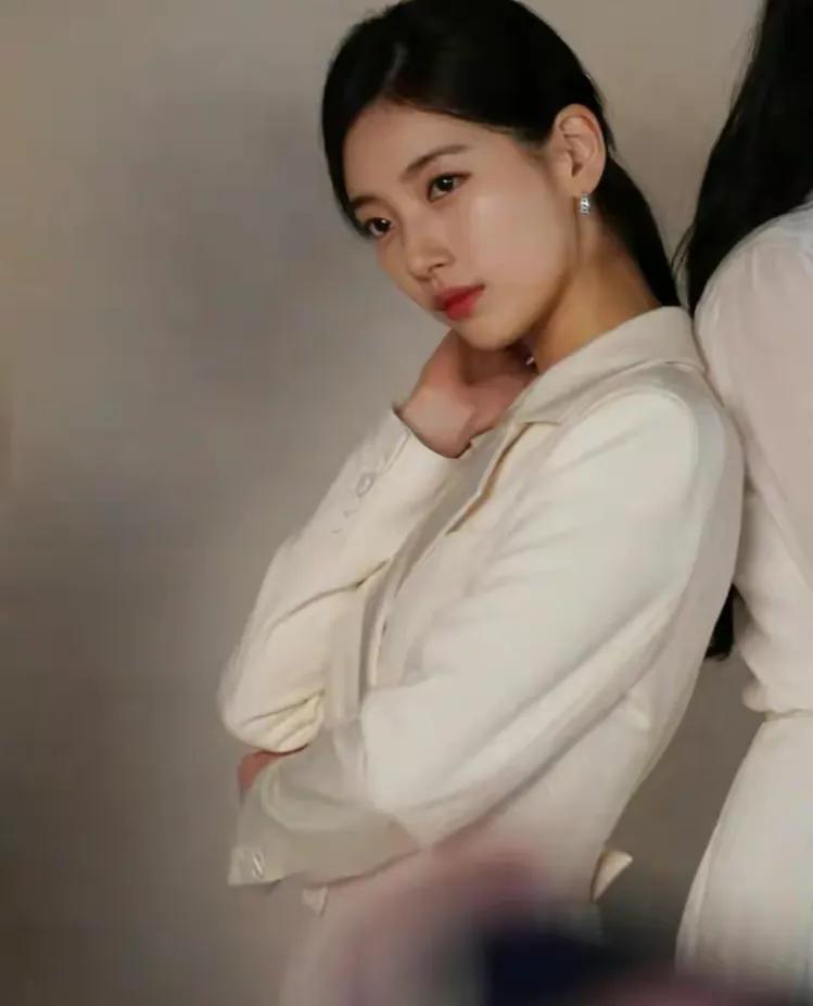 《安娜》：清纯“初恋脸”秀智告诉你，说谎精如何偷窃豪门人生？