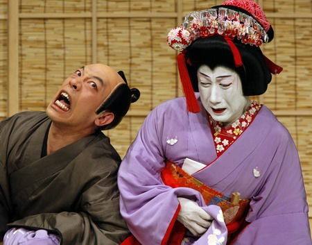 日本歌舞伎世家小少爷：2岁一句“干巴爹”爆红，15岁长成妖孽男