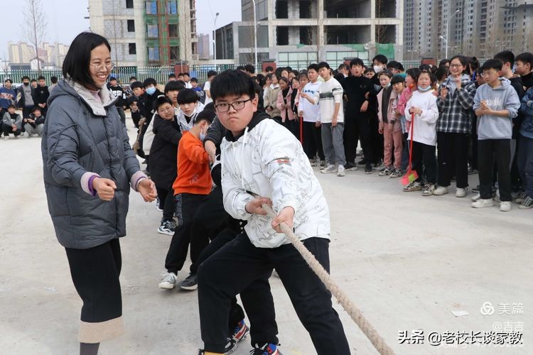 “一根绳一条心 拔河比赛聚人心”——2022年春期赵河学校拔河比赛