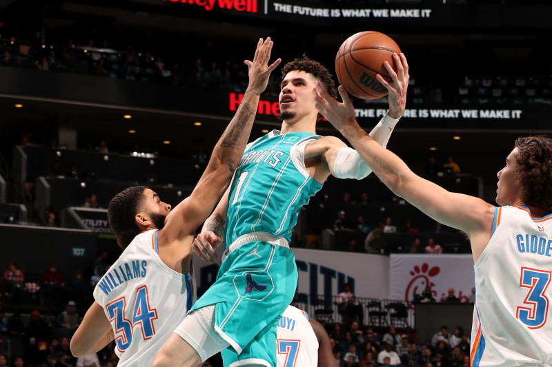 nba交易截止日2022直播（在2023年NBA交易截止日，每支球队都应该解决的一件事）