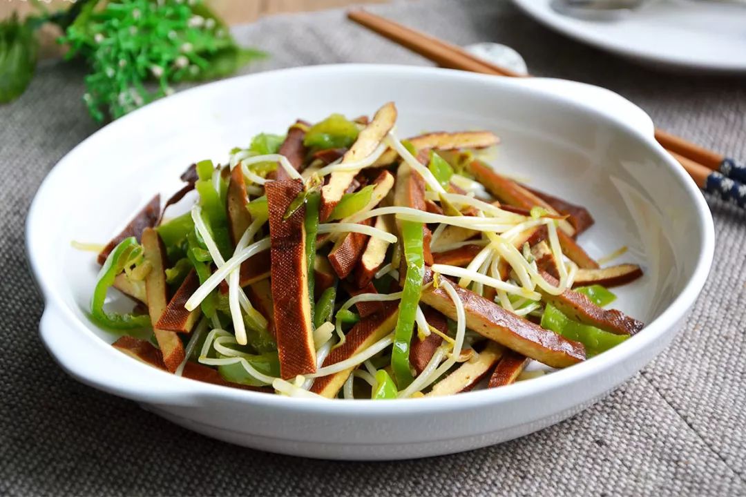 圖片[4]-【豆芽炒香干】做法步驟圖 簡單好做又營養(yǎng)美味-起舞食譜網(wǎng)