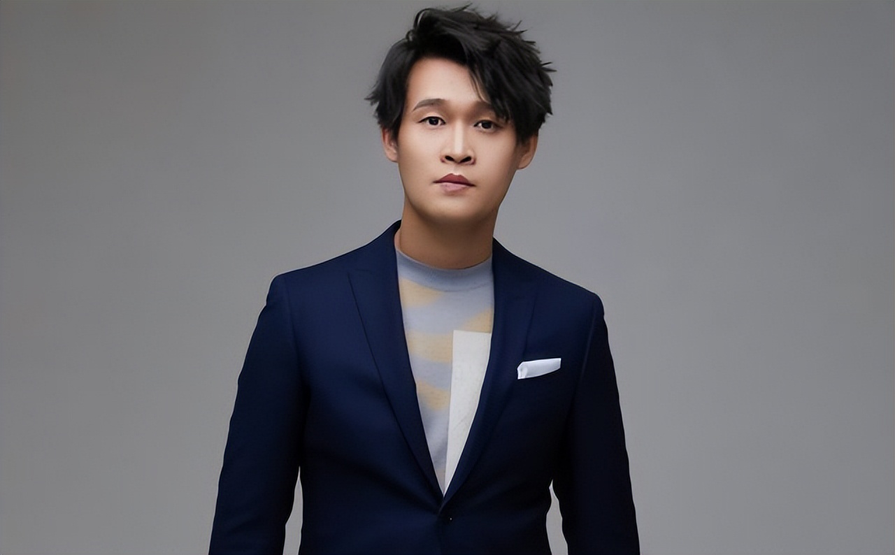 小沈龙自曝走投无路，要卖掉公司总部大楼，曾向赵本山借钱无果