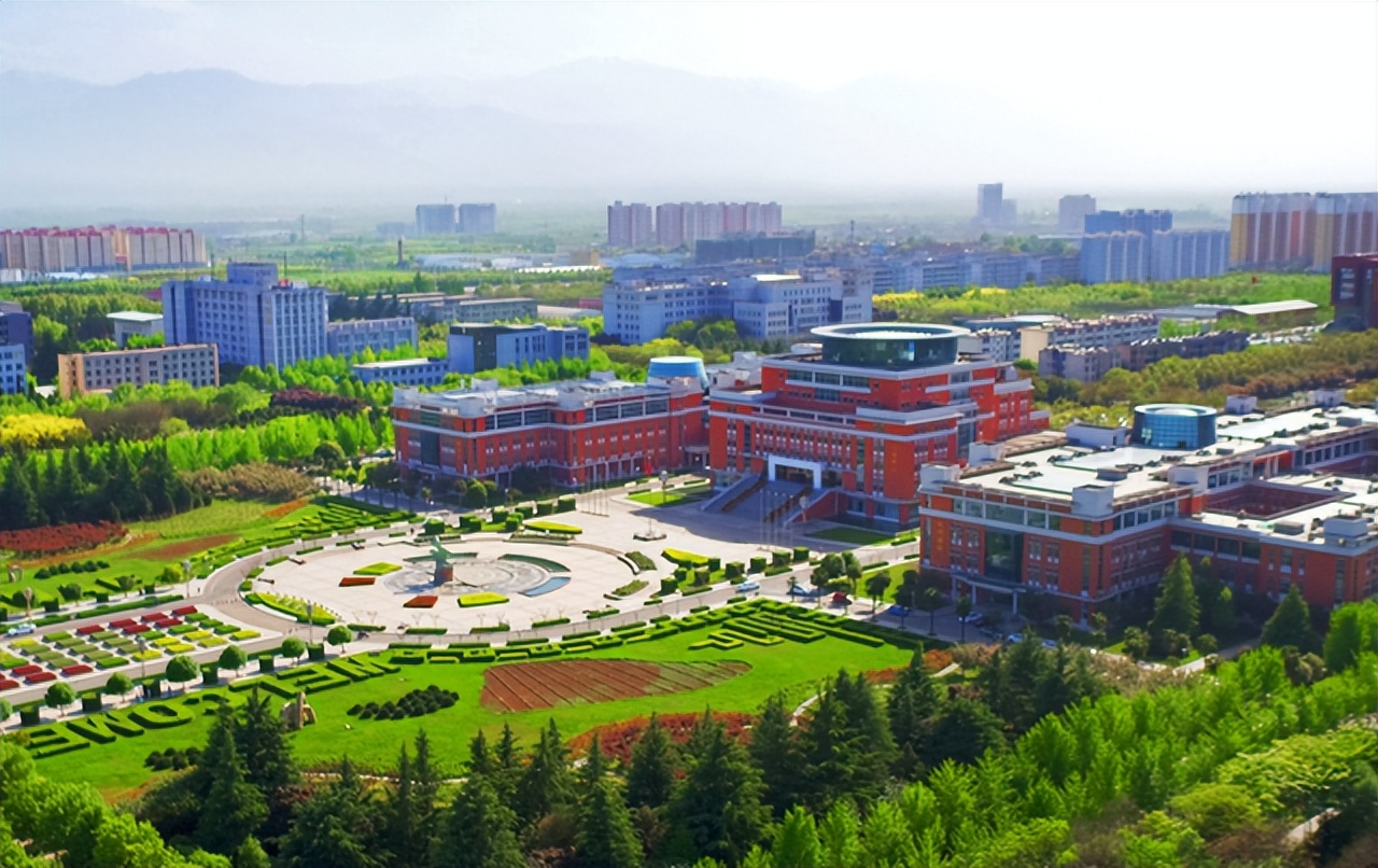 中国“百强大学”排名公布，浙大成为“探花”，复旦却掉出前五