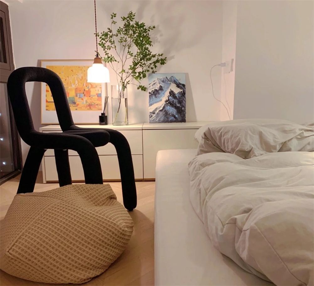 一间广州40㎡LOFT：“天井”式二层隔间很有特点，独居也太舒服了