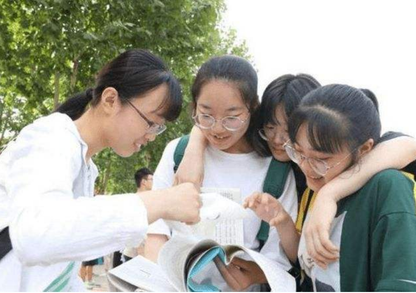 大学四级通过率（四六级成绩出炉）