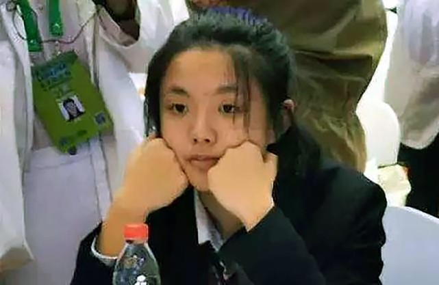 15岁高一少女解决世界难题，婉拒央视采访：可别让我妈看到