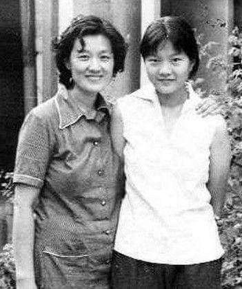 “京圈痞女”洪晃：因一辆车怒甩陈凯歌，4婚3离后终获幸福