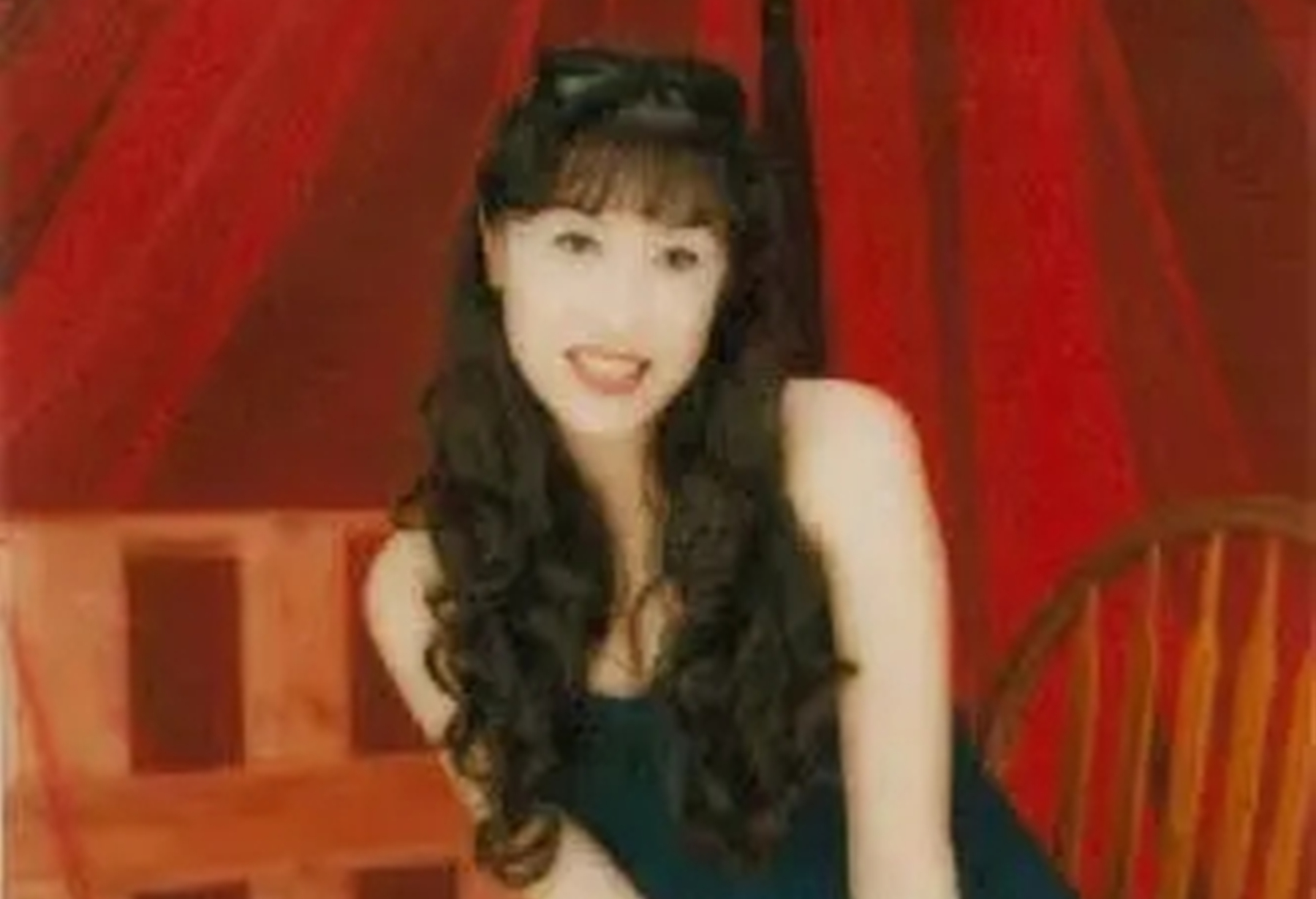 中国首位变性人，隐瞒男儿身嫁给52岁富商，丈夫死后一张纸条拆穿