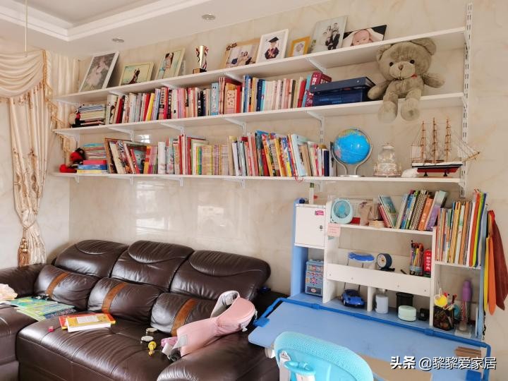 氛围感满满的书架墙，颜值和才华二者不可辜负