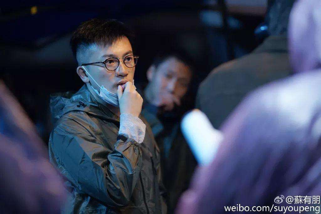 苏有朋一生难以弥补的遗憾：父母没如愿复合，还耽误了自己的人生