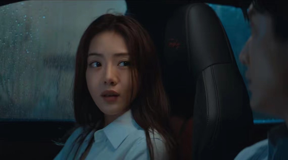 庭外开分7.7，四位女角色都不是省油的灯，扮演者也绝非泛泛之辈