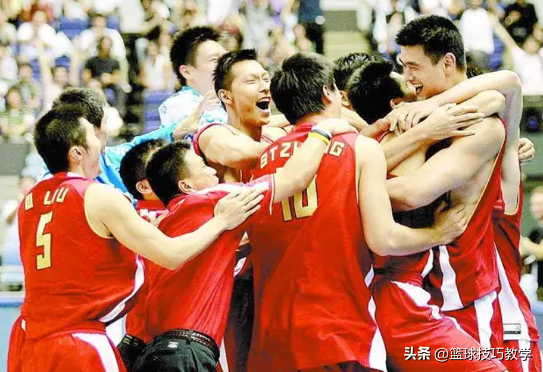 世界杯中国男篮险胜韩国(中国男篮最爆冷的一次比赛！对手仅得10分啊！分差达88分)