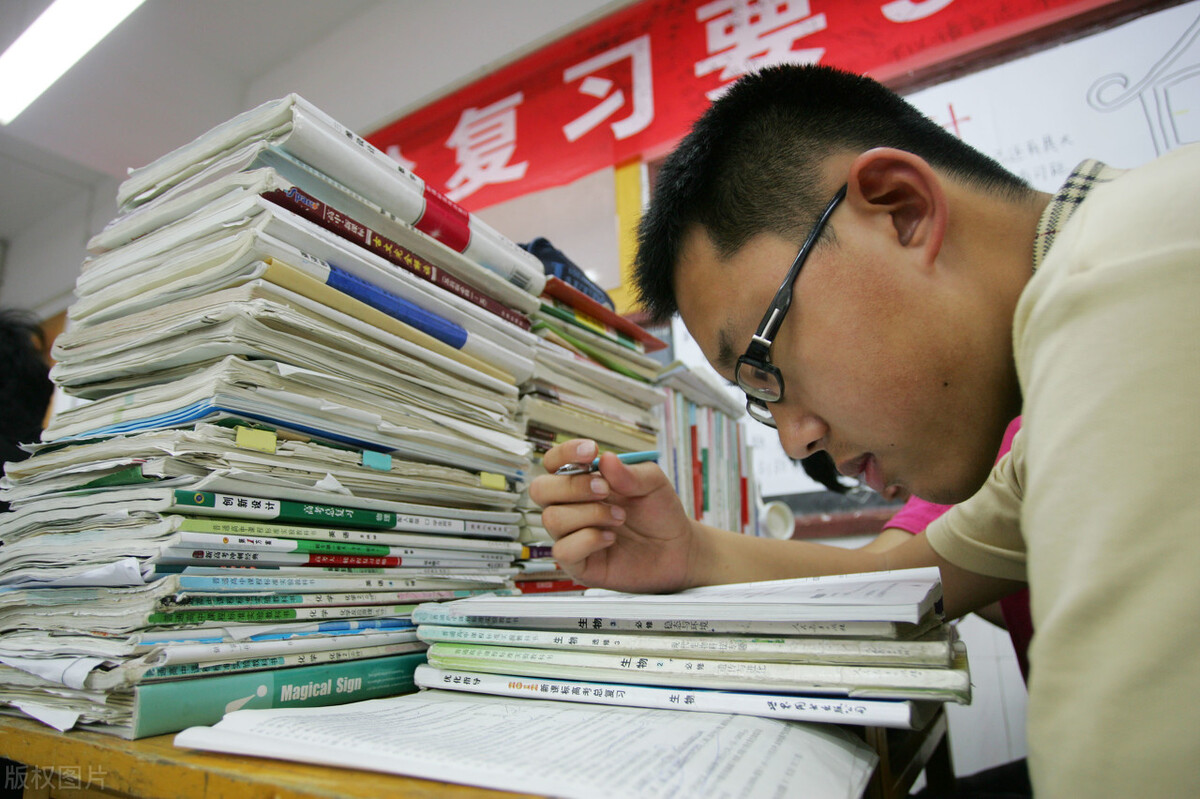 高考状元经验谈：厚积者薄发；谈一谈各科的复习方法