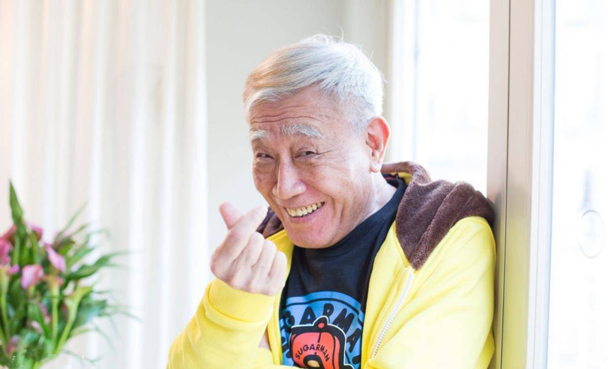 歌王张帝:两婚两离后,再娶小33岁的女儿闺蜜为妻,67岁老来得子