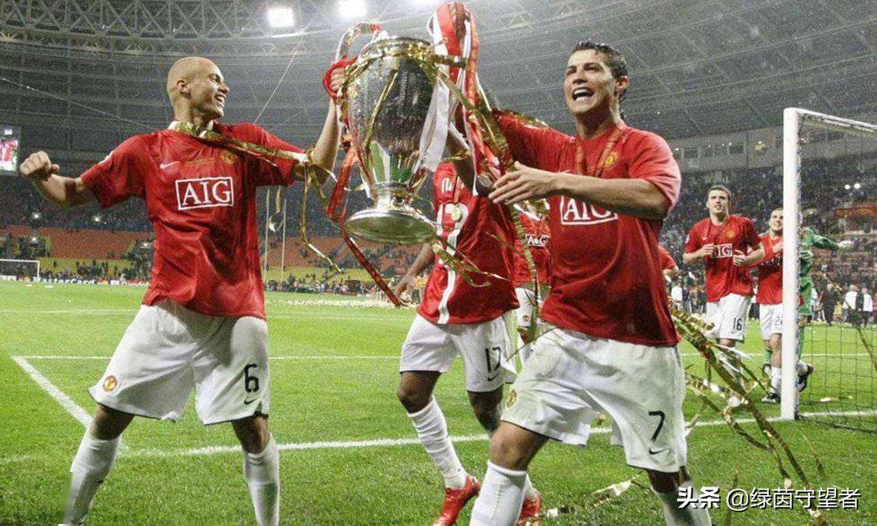 曼联为什么不炒弗格森（两大王朝！为什么弗格森时期的曼联如此强大？是因为拥有C罗吗？）