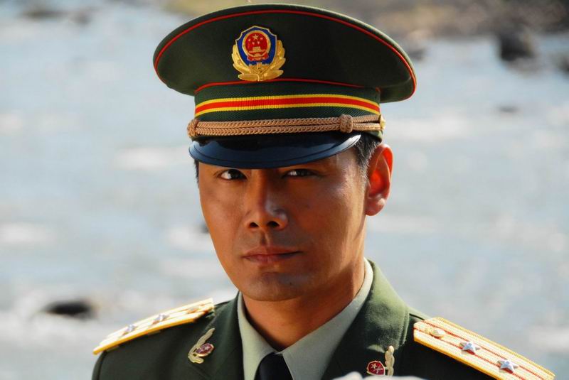 80年代 红得快沉得也快的十位男星 有的去世早 有的个性强 有的毁前程