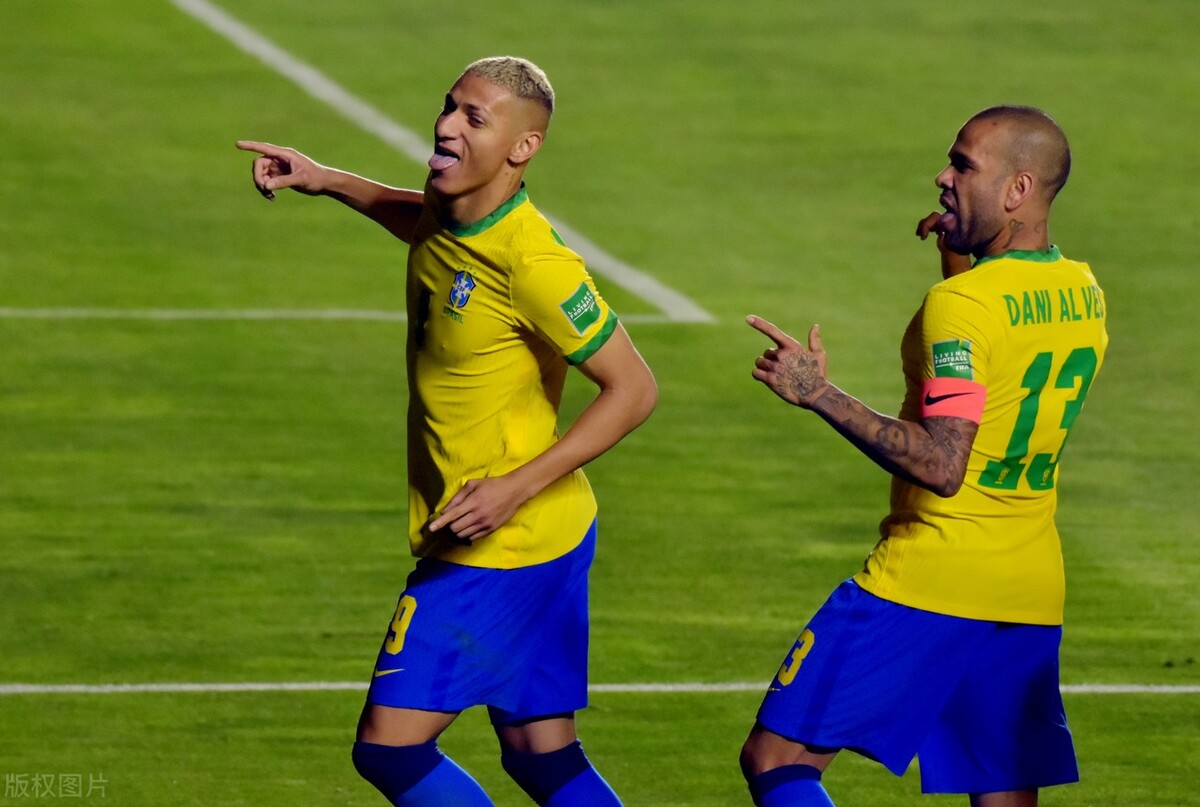 2022世界杯南美区预选赛积分榜(世预赛南美最终积分战报 巴西大胜夺第一 秘鲁锁定附加赛资格)