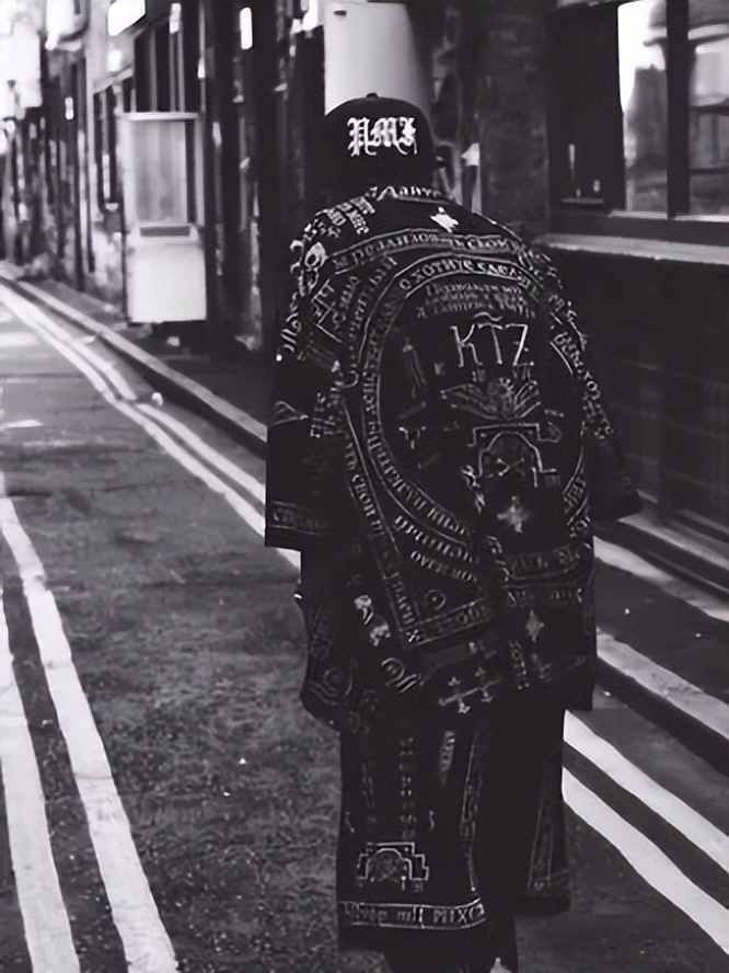 大学新生们，开学穿的小众潮牌买好了吗？