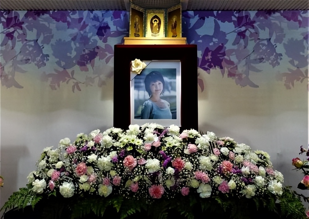 《奈克瑟斯奥特曼》莉子演员中丸紫苑病逝 年仅38岁