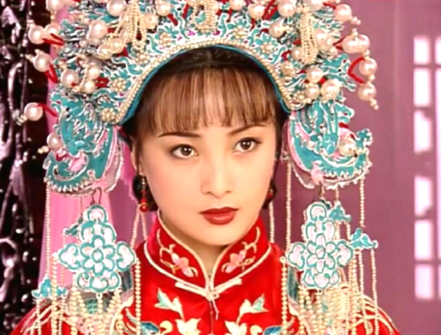 并邀请她出演《苍天有泪》的女主角.